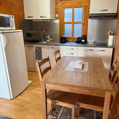 בוביני Cozy Cottage Paris Suburb! מראה חיצוני תמונה