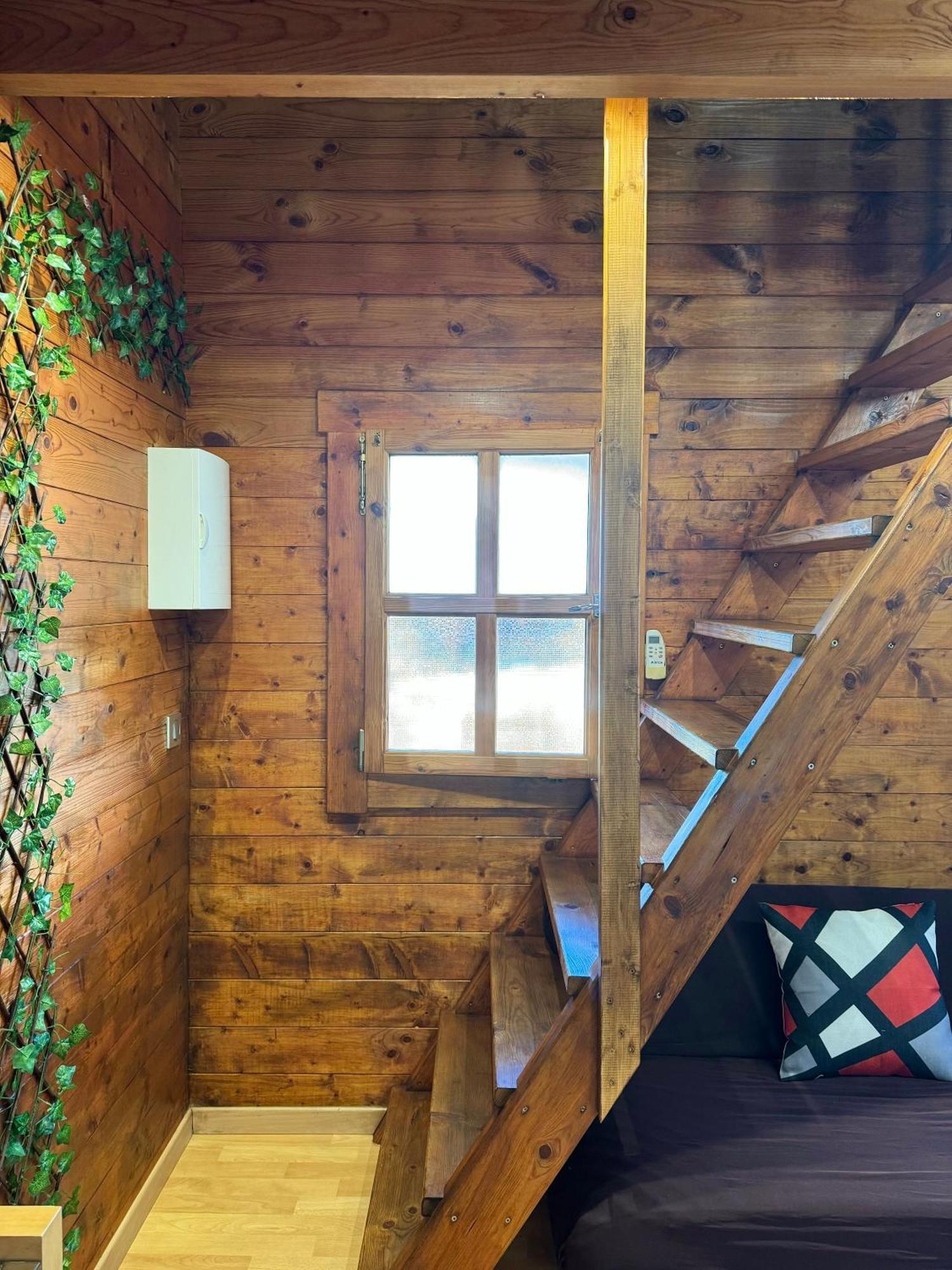 בוביני Cozy Cottage Paris Suburb! מראה חיצוני תמונה
